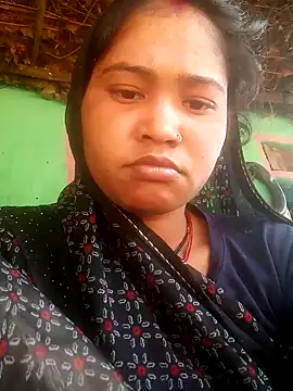 Hot anjo online show from November 18, 2025, 7:24 am