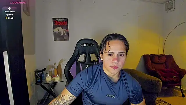 Maximiliano scoott   online show from February 18, 2026, 11:11 pm