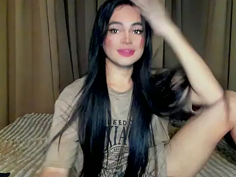 Sweetpeaxx online show from May 23, 2026, 3:23 am