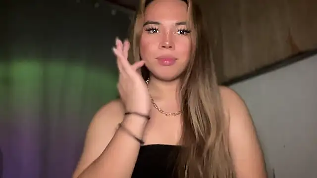 Snapshot of goddessofalltime chatting on November 3, 2025, 11:04 pm goddessofalltime online show from November 3, 2025, 11:04 pm