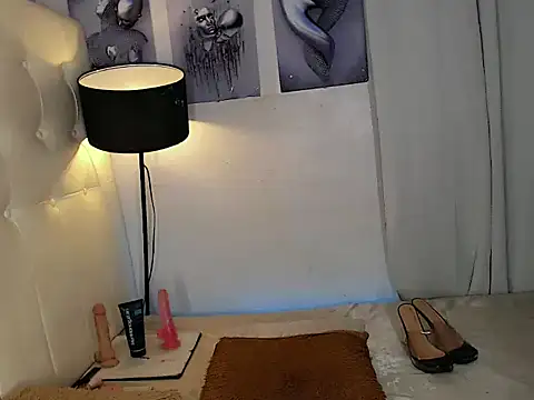 Snapshot of Foxxy_Barbie chatting on January 19, 2026, 5:44 am Foxxy Barbie online show from January 19, 2026, 5:44 am