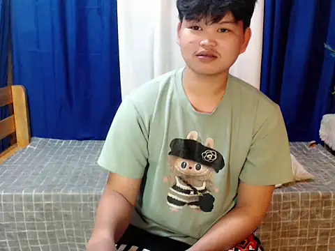 Reynelcock online show from February 6, 2026, 4:54 pm