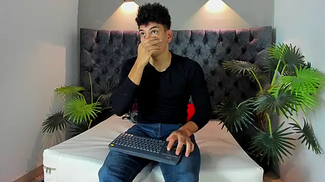 ALAN REDINGER online show from November 15, 2025, 1:18 pm