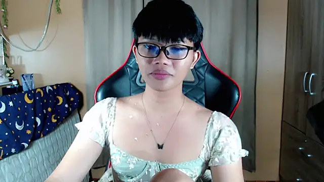 Snapshot of sweet_bonansa chatting on July 21, 2026, 8:38 am sweet bonansa online show from July 21, 2026, 8:38 am