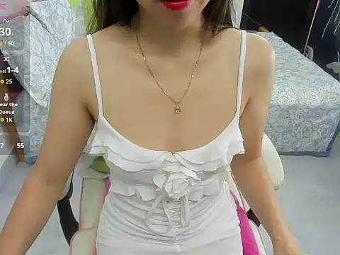 LuckyBabe new01 online show from September 26, 2025, 3:05 pm