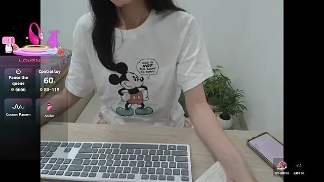 AlinaBaby x online show from October 7, 2025, 3:14 am