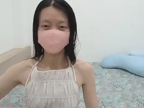AlinaBaby x online show from October 14, 2025, 7:47 pm