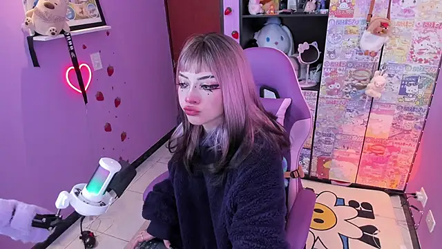 Vero Osb  online show from September 9, 2025, 11:26 pm