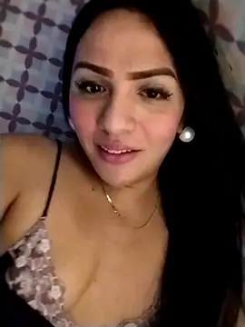 enoria1992 online show from November 7, 2025, 8:09 pm