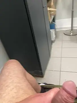 Snapshot of jackadi33 chatting on February 7, 2026, 1:04 pm jackadi33 online show from February 7, 2026, 1:04 pm