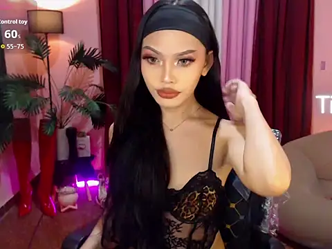Snapshot of Asianprincess69 chatting on October 6, 2025, 8:01 am Asianprincess69 online show from October 6, 2025, 8:01 am