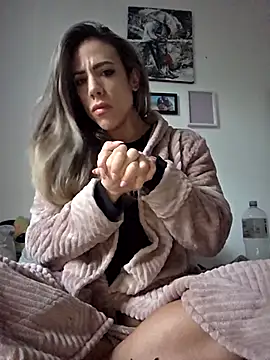 Snapshot of Miss_J888 chatting on November 23, 2025, 3:45 pm Miss J888 online show from November 23, 2025, 3:45 pm