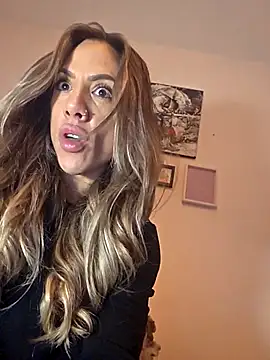 Snapshot of Miss_J888 chatting on November 26, 2025, 10:55 pm Miss J888 online show from November 26, 2025, 10:55 pm