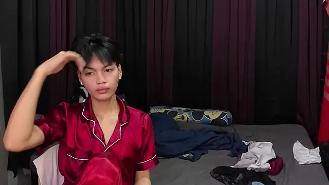 hotfreshdior online show from February 5, 2026, 6:12 pm