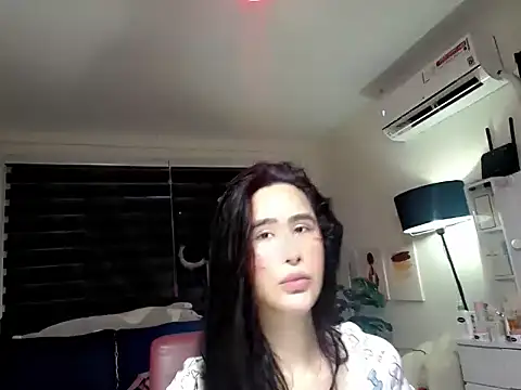 XhotcockcumXts online show from April 23, 2026, 6:25 am