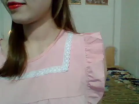 Snapshot of __Donna__ chatting on September 21, 2025, 11:01 am   Donna   online show from September 21, 2025, 11:01 am