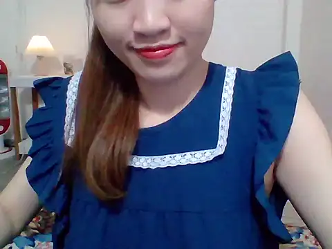 Snapshot of __Donna__ chatting on October 12, 2025, 12:37 pm   Donna   online show from October 12, 2025, 12:37 pm