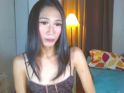 kittygurl124 online show from September 25, 2025, 12:36 am