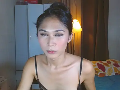 kittygurl124 online show from September 28, 2025, 12:16 am