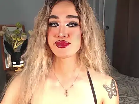 AleinaCroft online show from October 2, 2025, 1:23 am