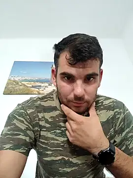 Snapshot of m702d-gr chatting on October 5, 2025, 1:53 pm m702d-gr online show from October 5, 2025, 1:53 pm