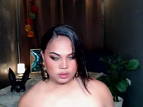 KitSmithCumerr online show from November 10, 2025, 5:34 pm