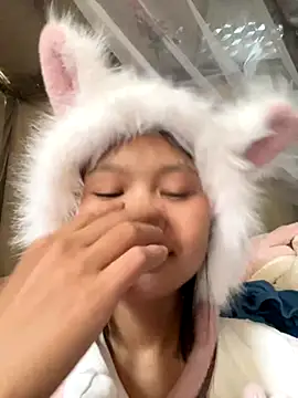 Daisy018 online show from October 21, 2025, 9:32 am