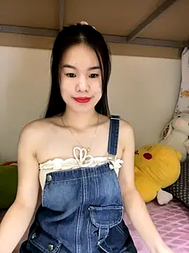 Baby-ladytits2025 online show from October 6, 2025, 5:38 am