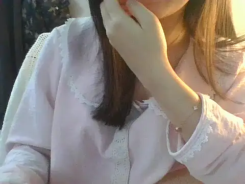 Linzly online show from December 23, 2025, 2:53 am