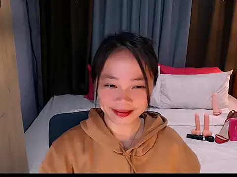 sexystela online show from May 17, 2026, 8:16 pm