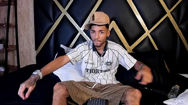 Thiagoferreti online show from February 28, 2026, 3:40 am