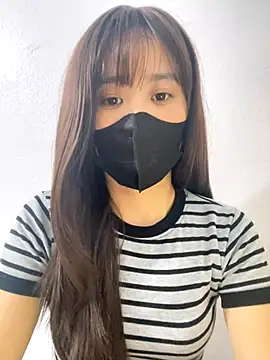 Lucy217 online show from November 9, 2025, 1:09 pm