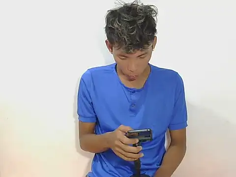 Snapshot of isanxxx chatting on October 15, 2025, 1:39 am isanxxx online show from October 15, 2025, 1:39 am