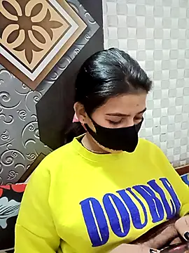 Hot Jaanvi  online show from November 13, 2025, 4:39 pm