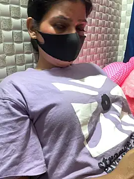 Hot Jaanvi  online show from March 30, 2026, 5:25 pm