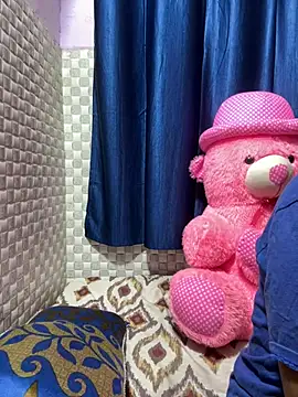 Hot Jaanvi  online show from April 6, 2026, 1:12 pm