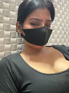 Snapshot of Hot_Jaanvi_ chatting on June 17, 2026, 7:11 am Hot Jaanvi online show from June 17, 2026, 7:11 am