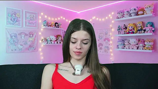 sukie spooky online show from April 4, 2026, 5:06 am