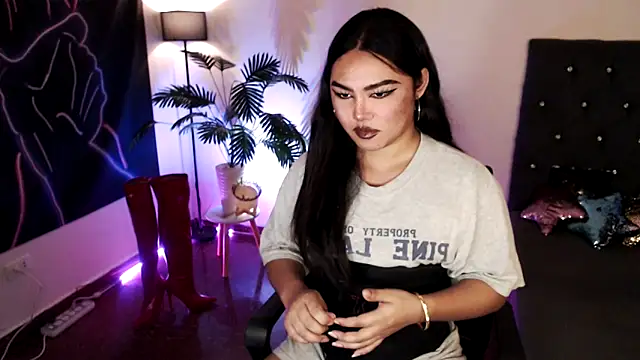 Unique Maya online show from February 28, 2026, 7:26 pm