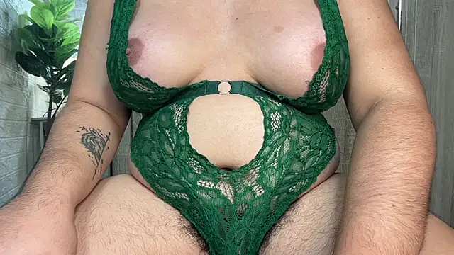 Snapshot of CarlaFuta chatting on September 9, 2025, 6:51 pm CarlaFuta online show from September 9, 2025, 6:51 pm