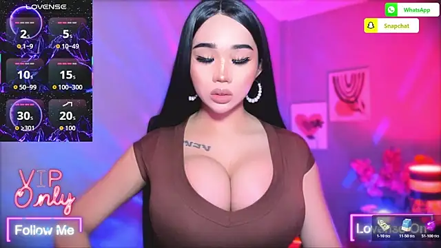 TriciaCumLoader online show from February 8, 2026, 11:52 pm