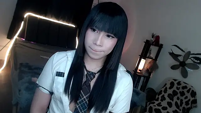 Veniceseduction online show from April 13, 2026, 11:16 am