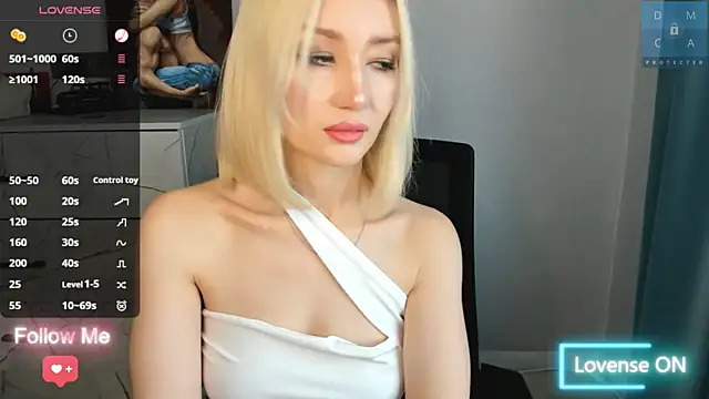 MinaDiamondd online show from October 25, 2025, 2:52 am