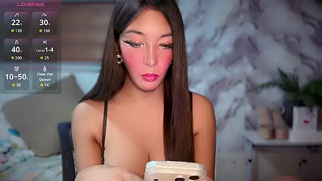 yuminasaixx online show from July 12, 2026, 10:01 pm
