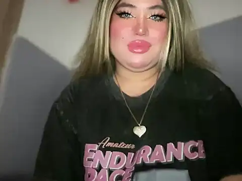 Snapshot of Naughtyrosecum chatting on November 7, 2025, 10:04 am Naughtyrosecum online show from November 7, 2025, 10:04 am