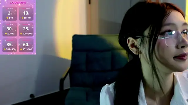 Snapshot of manman-01 chatting on June 28, 2026, 2:56 pm manman-01 online show from June 28, 2026, 2:56 pm
