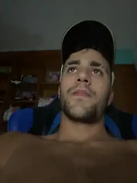 aavrdvh33 online show from October 2, 2025, 1:12 am