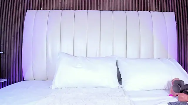 SandraMilerr online show from February 13, 2026, 1:12 am