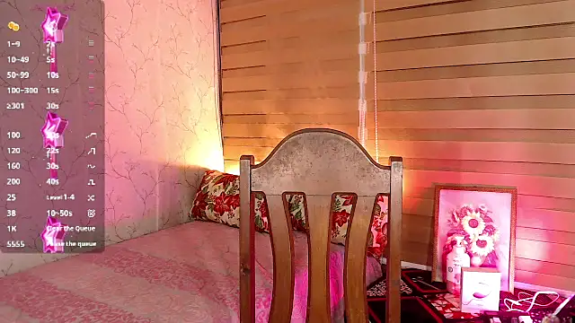 TssluttyNikka online show from October 18, 2025, 8:20 pm