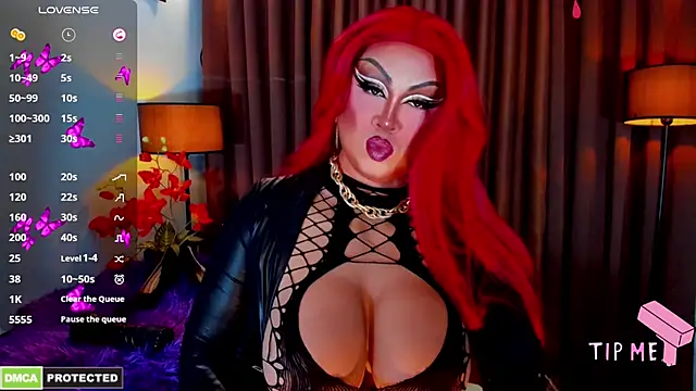 Snapshot of NataliaDomina chatting on October 7, 2025, 6:05 pm NataliaDomina online show from October 7, 2025, 6:05 pm